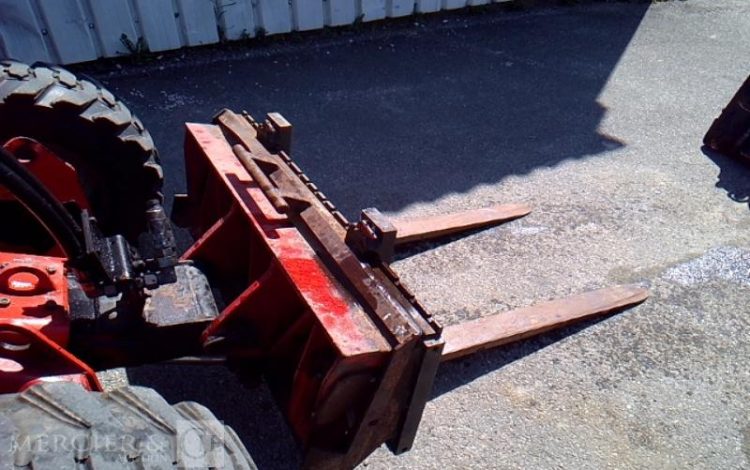 MANITOU CHARIOT TELESCOPIQUE SLT 420 B  2T  4282H AN2007 ROUGE 233543