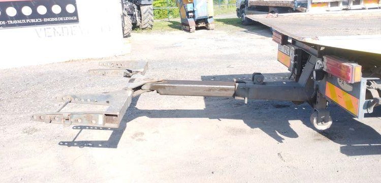 MERCEDES ATEGO DEPANNEUSE AVEC PLATEAU BB50 ET TREUIL – PTAC 11,990 TONNES – 423616 KMS JAUNE 3971YP62