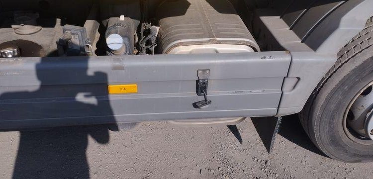 MERCEDES ATEGO DEPANNEUSE AVEC PLATEAU BB50 ET TREUIL – PTAC 11,990 TONNES – 423616 KMS JAUNE 3971YP62