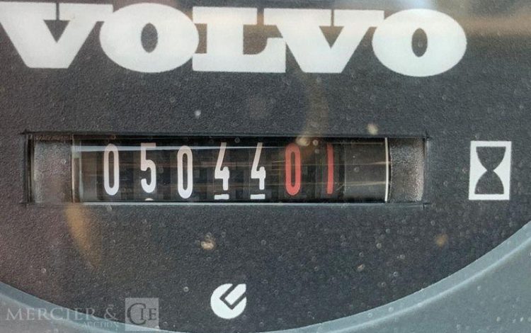 53121