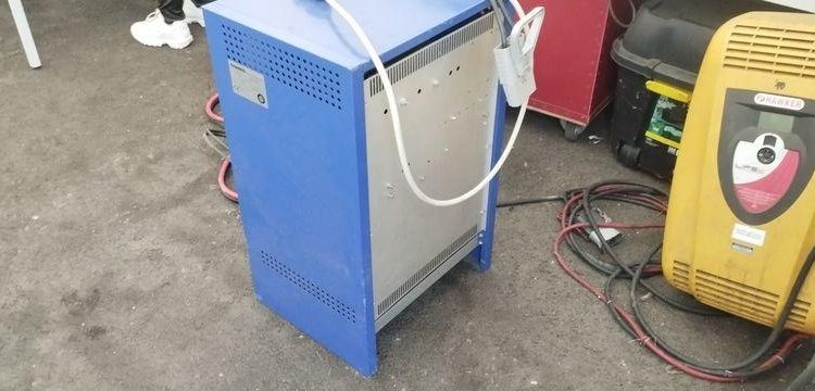 CROWN CHARIOT FRONTAL ELEC RR5220  65059