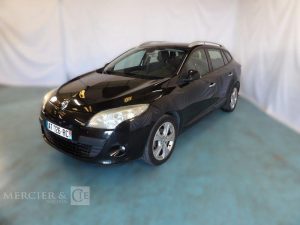 RENAULT MEGANE ESTATE 1,9 DCI 130CH DYNAMIQUE  AT-726-RC