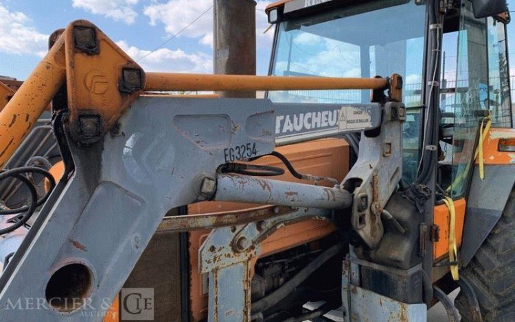 RENAULT R3163 / FAUCHEUX F255  BJ-974-HE