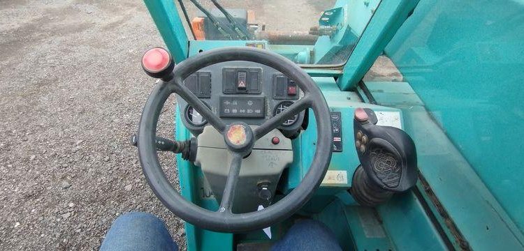 MANITOU CHARGEUSE TELESCOPIQUE  BT4253E2