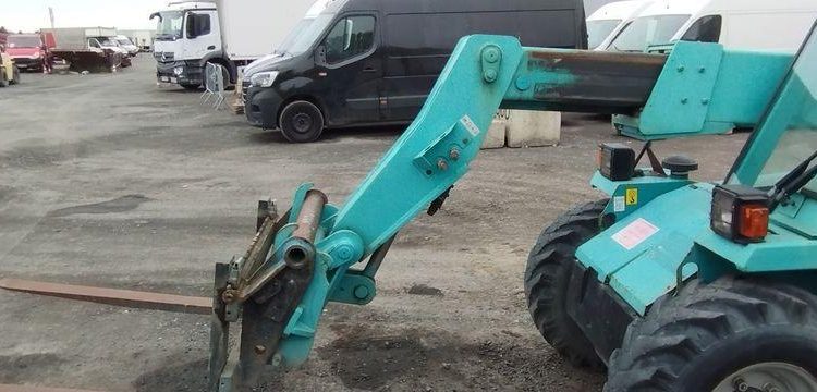 MANITOU CHARGEUSE TELESCOPIQUE  BT4253E2
