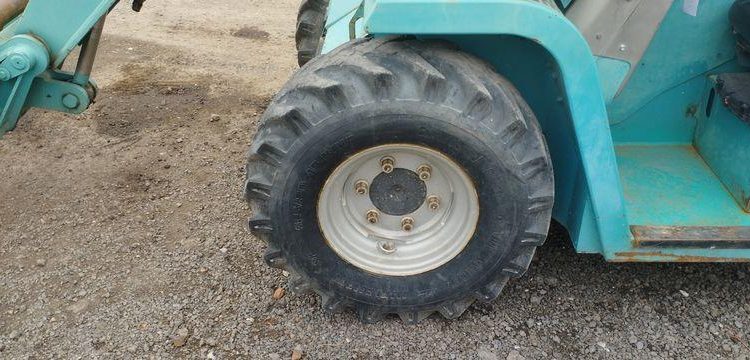 MANITOU CHARGEUSE TELESCOPIQUE  BT4253E2