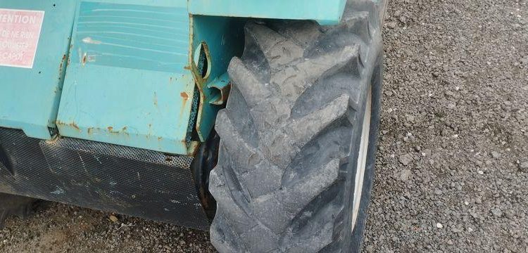 MANITOU CHARGEUSE TELESCOPIQUE  BT4253E2