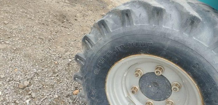 MANITOU CHARGEUSE TELESCOPIQUE  BT4253E2