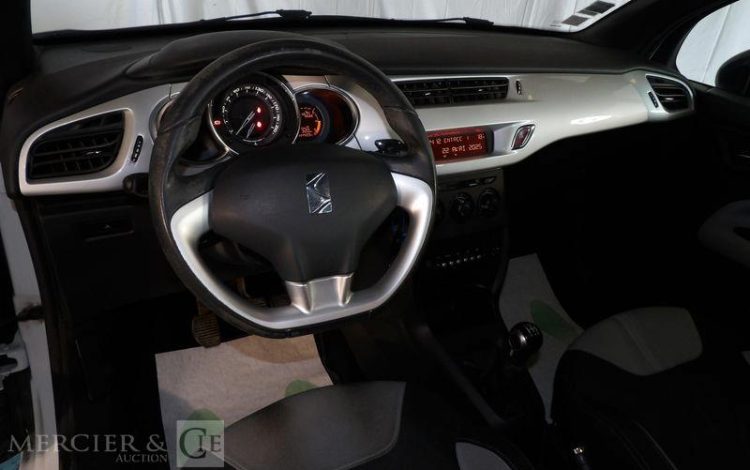 CITROEN DS3 1,4 VTI 95CH AIRDREAM CHIC  CN-071-ZS