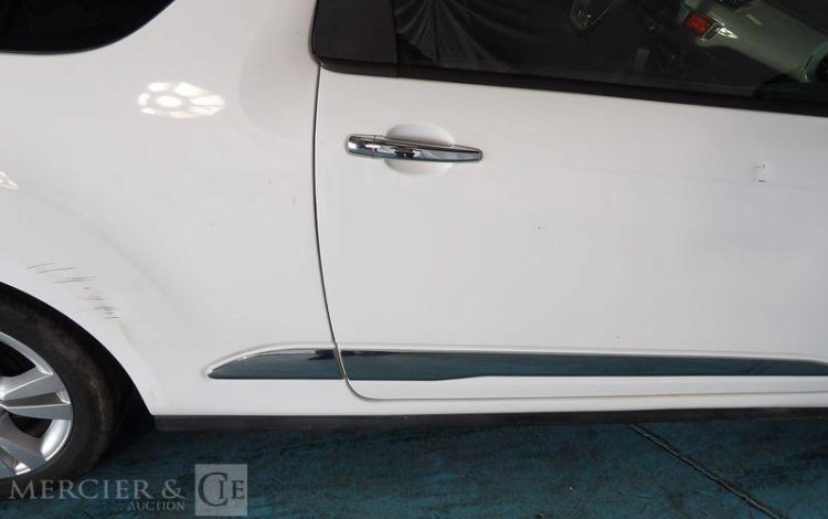 CITROEN DS3 1,4 VTI 95CH AIRDREAM CHIC  CN-071-ZS