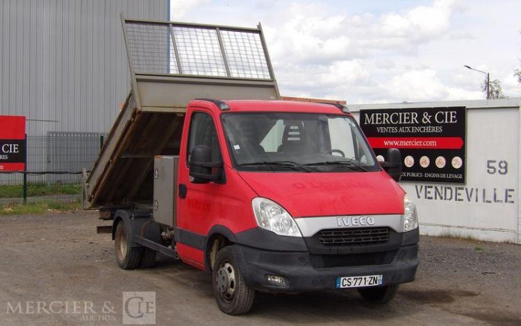 IVECO 35C13 BENNE SIMPLE CABINE COFFRE  CS-771-ZN