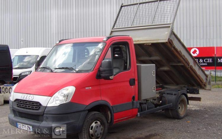 IVECO 35C13 BENNE SIMPLE CABINE COFFRE  CS-771-ZN