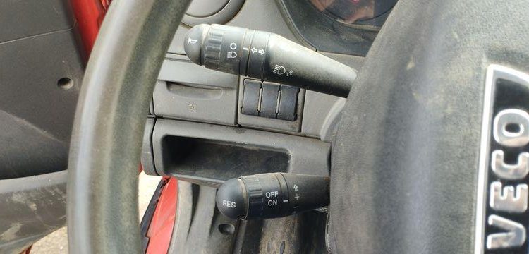 IVECO 35C13 BENNE SIMPLE CABINE COFFRE  CS-771-ZN