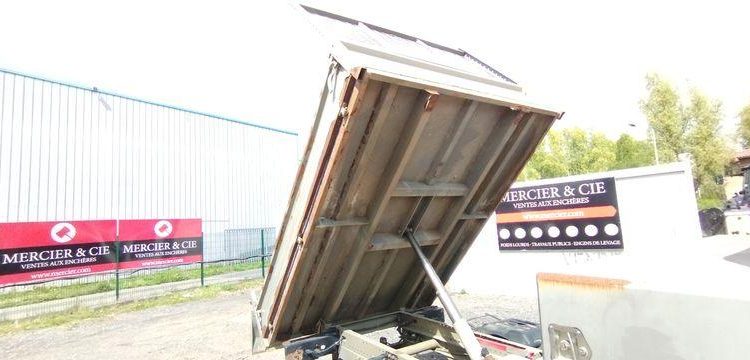 IVECO 35C13 BENNE SIMPLE CABINE COFFRE  CS-771-ZN