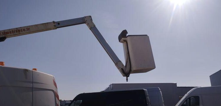 RENAULT MASTER 3 L2H2 F3500 2,3DCI 16 FAP 125 CV AVEC NACELLE TIME ET32LE – 11,60 M – BLANC CV-472-XS