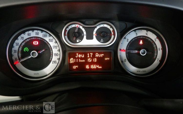 FIAT 500L 1,6 MJT 105CH EASY S&S  CV-967-NB
