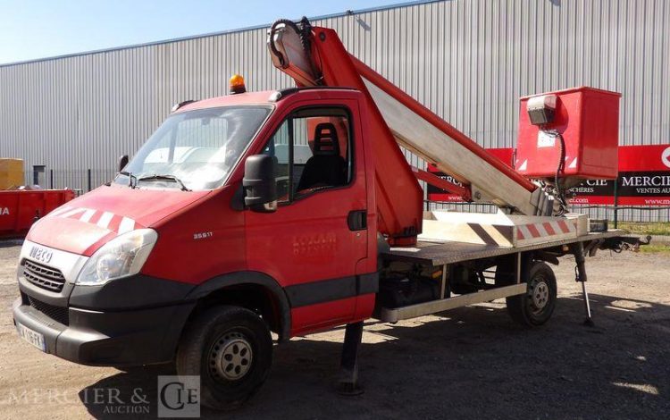 IVECO 35S11 AVEC NACELLE MULTITEL MT202DS 20M  CW-116-FK