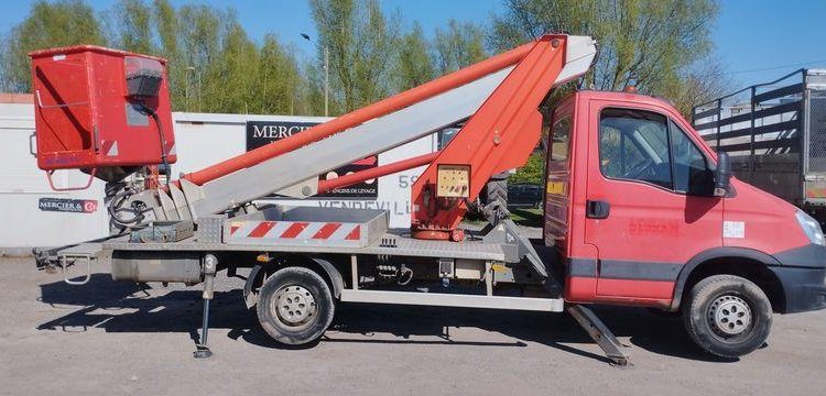 IVECO 35S11 AVEC NACELLE MULTITEL MT202DS 20M  CW-116-FK