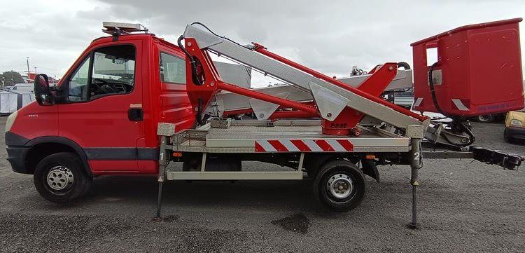 IVECO 35S11 AVEC NACELLE MULTITEL MX170 16M – NON ROULANT  CW-919-QF