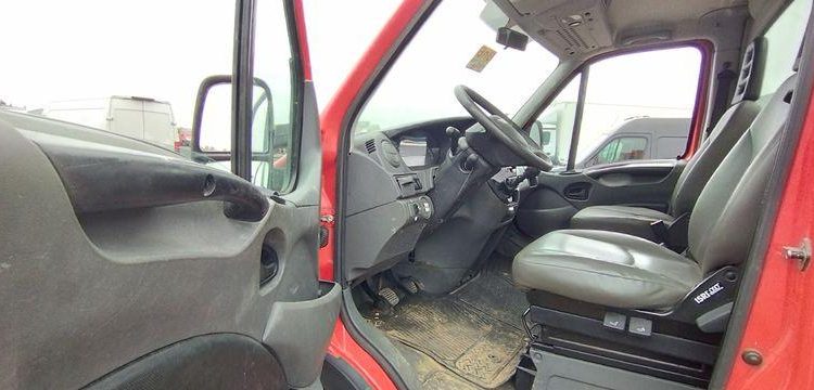 IVECO 35S11 AVEC NACELLE GSR 179T 16M NON ROULANT  DA-890-SZ