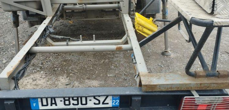 IVECO 35S11 AVEC NACELLE GSR 179T 16M NON ROULANT  DA-890-SZ