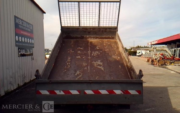 IVECO 35C13 BENNE SIMPLE CABINE COFFRE  DE-407-JS