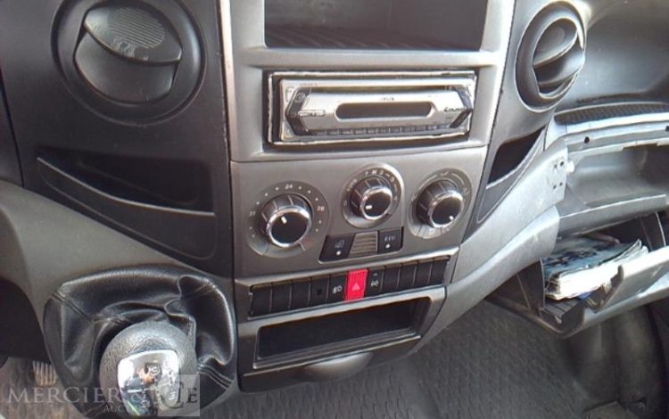 IVECO 35C13 BENNE SIMPLE CABINE COFFRE  DE-407-JS