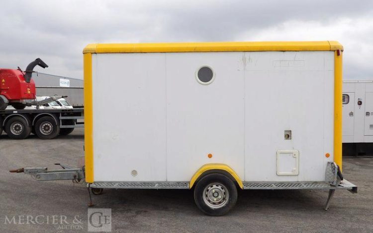CNSE ABRIS DE CHANTIER REFECTOIRE + VESTIAIRE ET WC – 1 ESSIEU – 1,3 TONNES – AN 2014  DG-265-WC