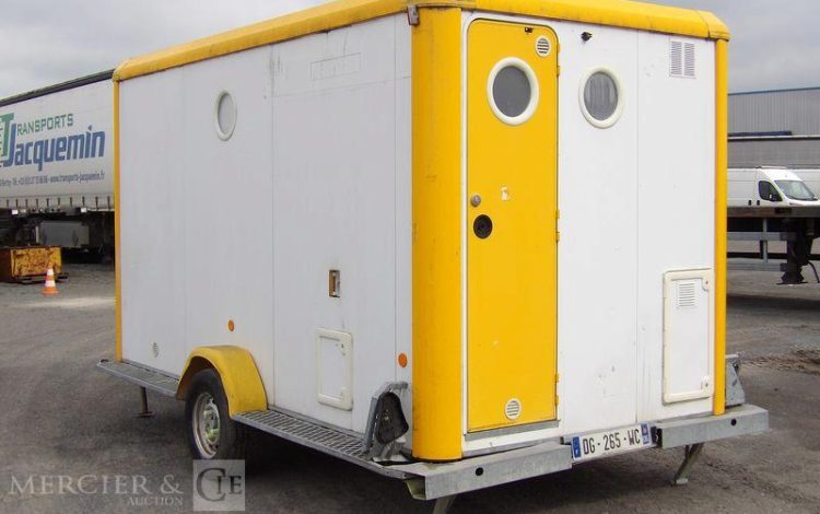 CNSE ABRIS DE CHANTIER REFECTOIRE + VESTIAIRE ET WC – 1 ESSIEU – 1,3 TONNES – AN 2014  DG-265-WC