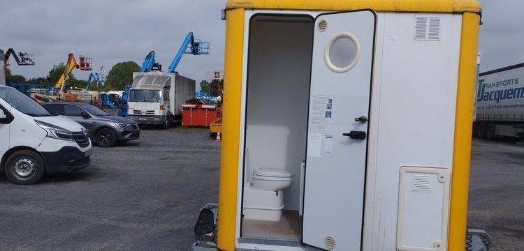 CNSE ABRIS DE CHANTIER REFECTOIRE + VESTIAIRE ET WC – 1 ESSIEU – 1,3 TONNES – AN 2014  DG-265-WC