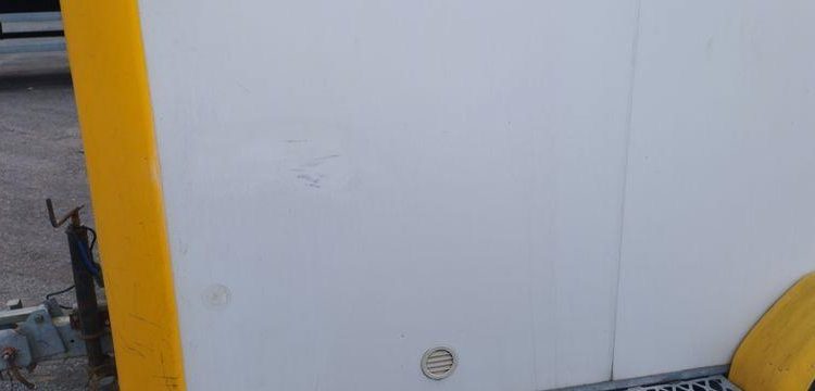 CNSE ABRIS DE CHANTIER REFECTOIRE + VESTIAIRE ET WC – 1 ESSIEU – 1,3 TONNES – AN 2014  DG-265-WC