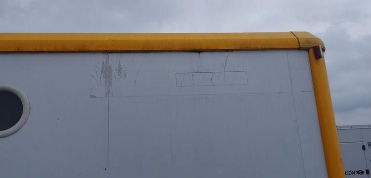 CNSE ABRIS DE CHANTIER REFECTOIRE + VESTIAIRE ET WC – 1 ESSIEU – 1,3 TONNES – AN 2014  DG-265-WC