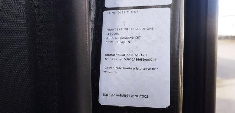 RENAULT TRACTEUR ROUTIER T 520 COMFORT – DIESEL – 71306 KMS – ANN MARRON DH-191-CP