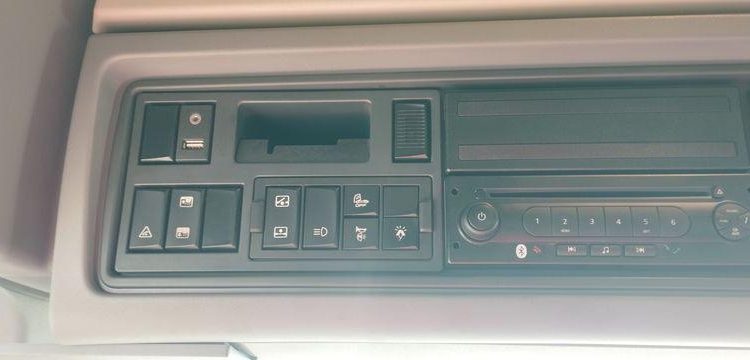 RENAULT TRACTEUR ROUTIER T 520 COMFORT – DIESEL – 71306 KMS – ANN MARRON DH-191-CP