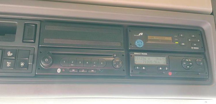 RENAULT TRACTEUR ROUTIER T 520 COMFORT – DIESEL – 71306 KMS – ANN MARRON DH-191-CP