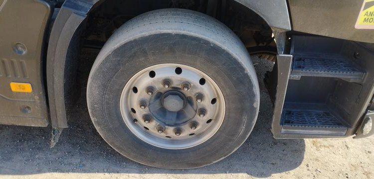 RENAULT TRACTEUR ROUTIER T 520 COMFORT – DIESEL – 71306 KMS – ANN MARRON DH-191-CP