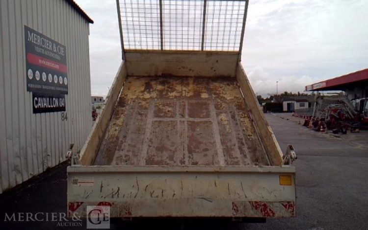 IVECO 35C13 BENNE SIMPLE CABINE COFFRE  DT-450-NR
