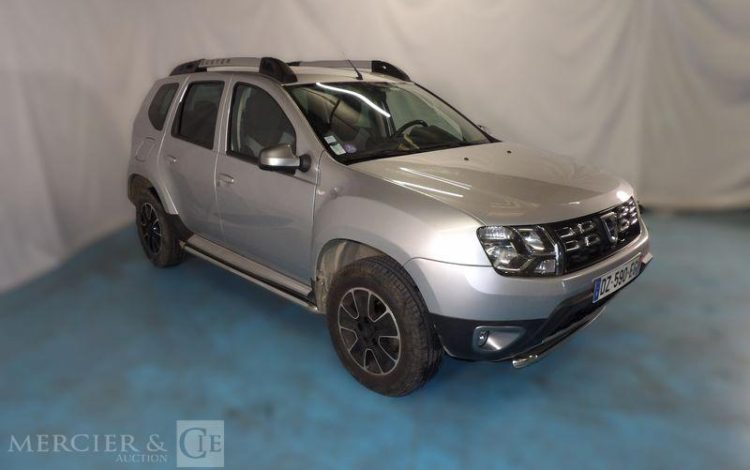 DACIA DUSTER 1,2 TCE 125CH STEEL 4X2 GRIS DZ-590-EG
