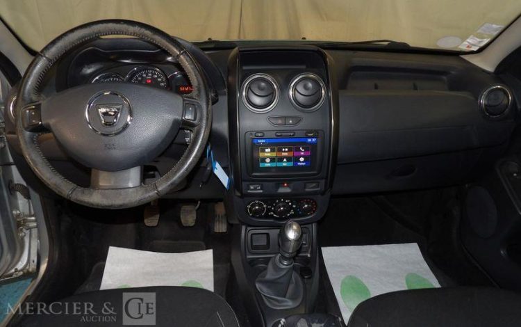 DACIA DUSTER 1,2 TCE 125CH STEEL 4X2 GRIS DZ-590-EG