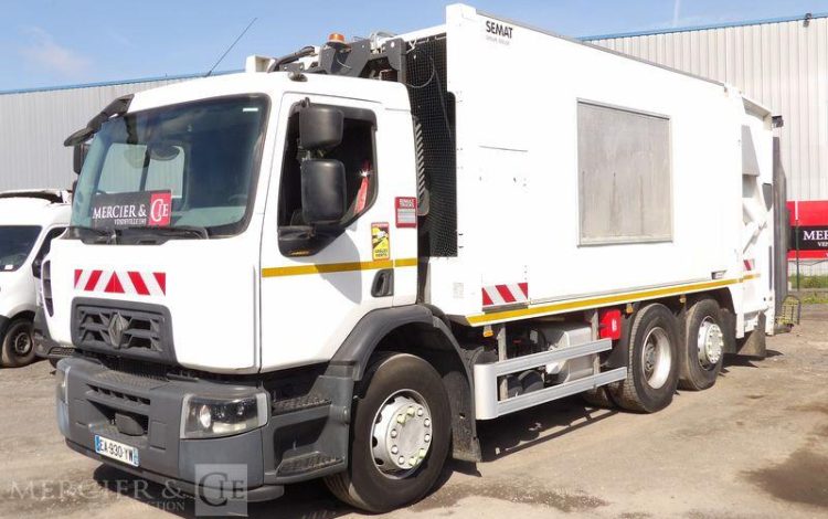 RENAULT CAMION POUBELLE D26 WIDE – DIESEL – 447 HEURES – 194653 KMS – ANNEE 2016 BLANC EA-930-YW