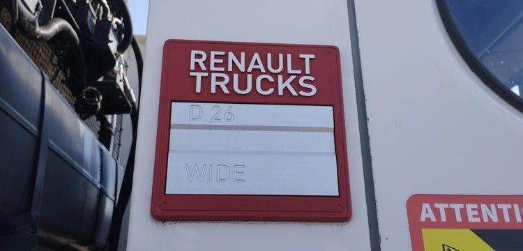 RENAULT CAMION POUBELLE D26 WIDE – DIESEL – 447 HEURES – 194653 KMS – ANNEE 2016 BLANC EA-930-YW