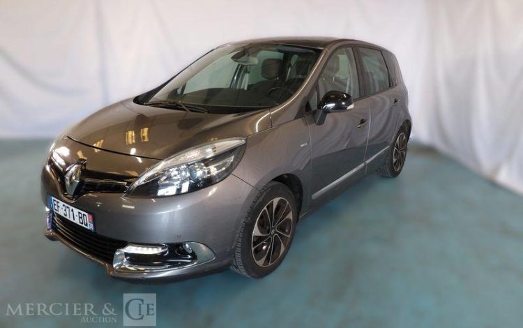 RENAULT SCENIC 1,2 TCE 130CH ENERGY BOSE GRIS EF-371-BQ