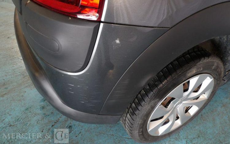 CITROEN C4 CACTUS  EJ-088-XC