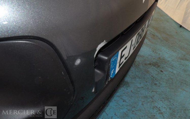 CITROEN C4 CACTUS  EJ-088-XC