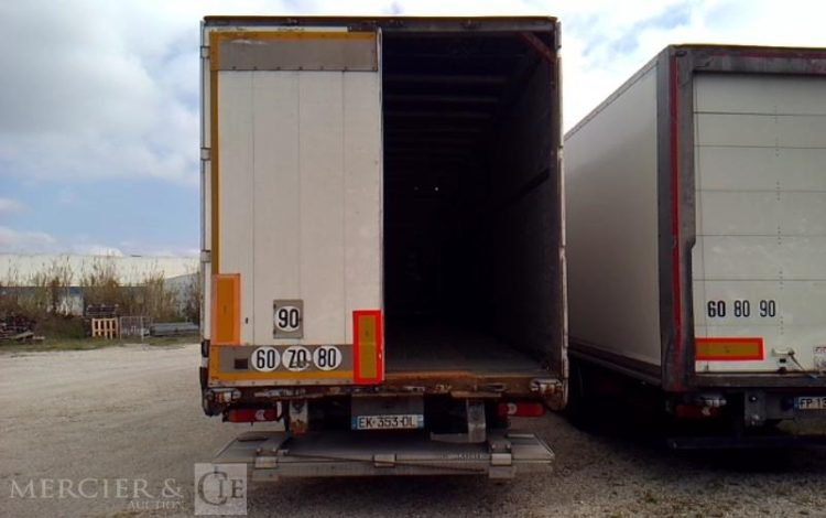 FRUEHAUF SEMI REMORQUE BACHE HAYON 3 ESSIEUX PTAC 38T GRIS EK-353-DL