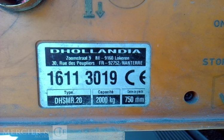 FRUEHAUF SEMI REMORQUE BACHE HAYON 3 ESSIEUX PTAC 38T GRIS EL-536-LL