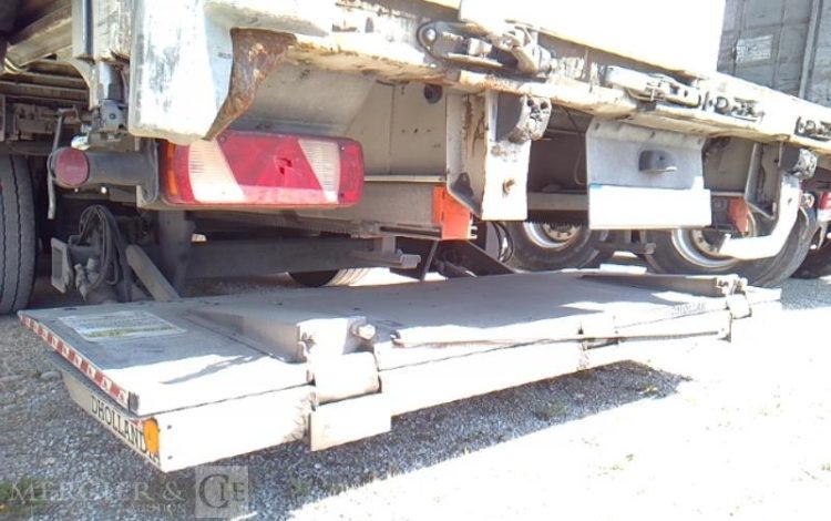 FRUEHAUF SEMI REMORQUE BACHE HAYON 3 ESSIEUX PTAC 38T GRIS EL-536-LL