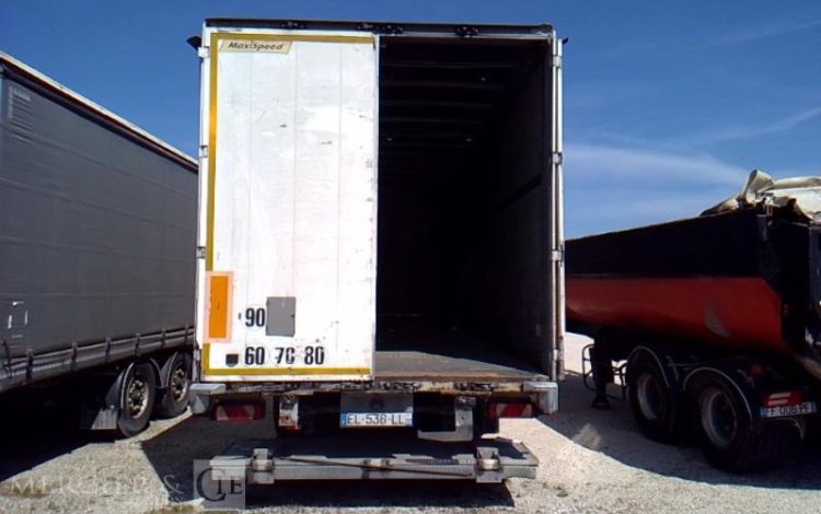 FRUEHAUF SEMI REMORQUE BACHE HAYON 3 ESSIEUX PTAC 38T GRIS EL-536-LL