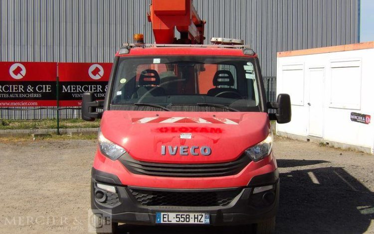 IVECO 35S12 AVEC NACELLE COMET ESK18/2/7,5HQ  EL-558-HZ