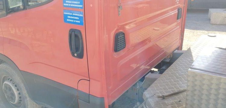 IVECO 35S12 AVEC NACELLE COMET ESK18/2/7,5HQ  EL-558-HZ